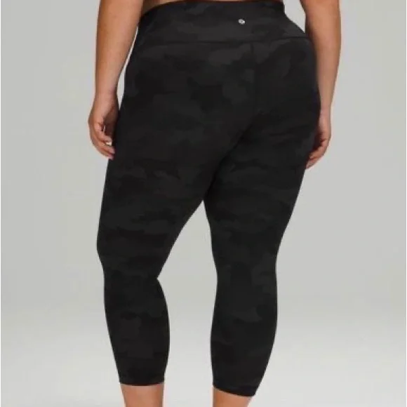 Lululemon Wunder Under High Rise Leggings 25 Inch Size 6 - Picture 3 of 5